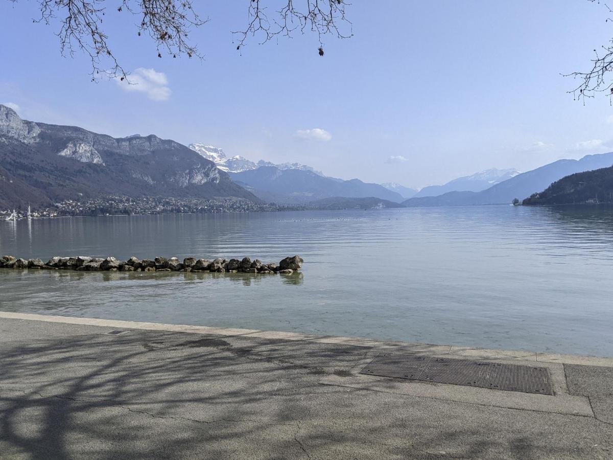 Azur Bleu 4 Etoiles Annecy Centre-Ville Et Lac Lumineux מראה חיצוני תמונה