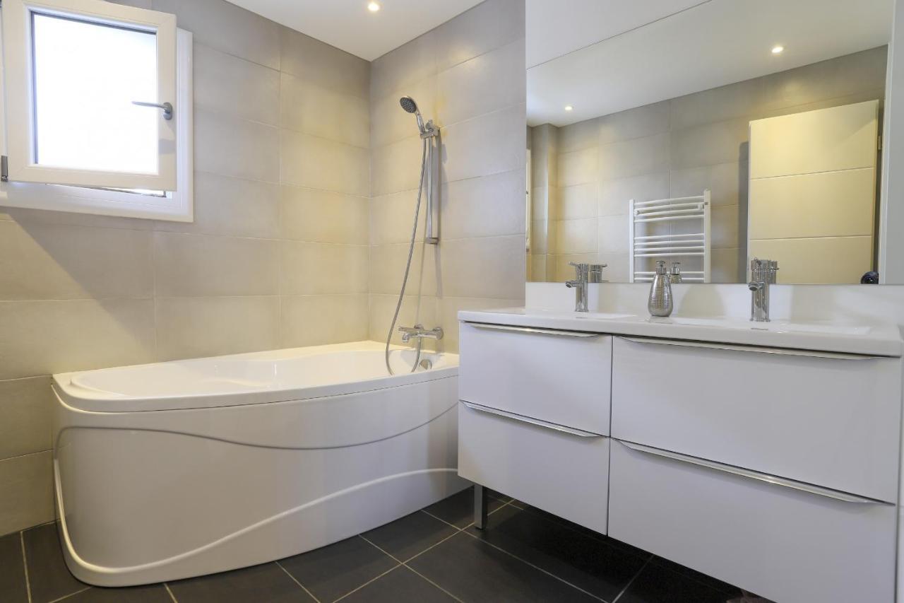 Azur Bleu 4 Etoiles Annecy Centre-Ville Et Lac Lumineux מראה חיצוני תמונה